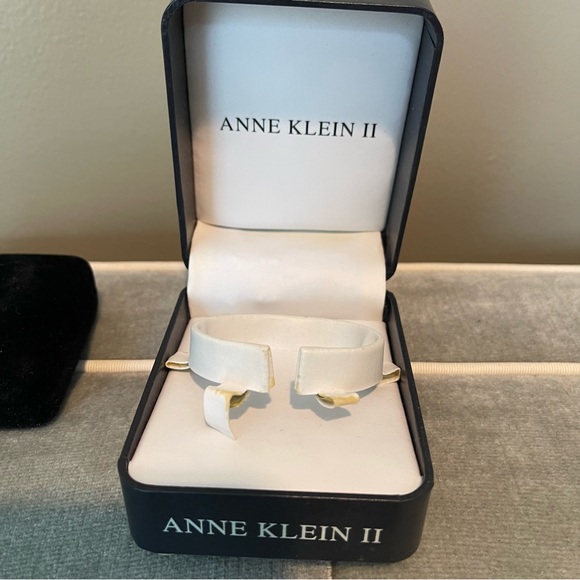 Bundle of 2 Jewelry Gift Boxes - Picture 8 of 8